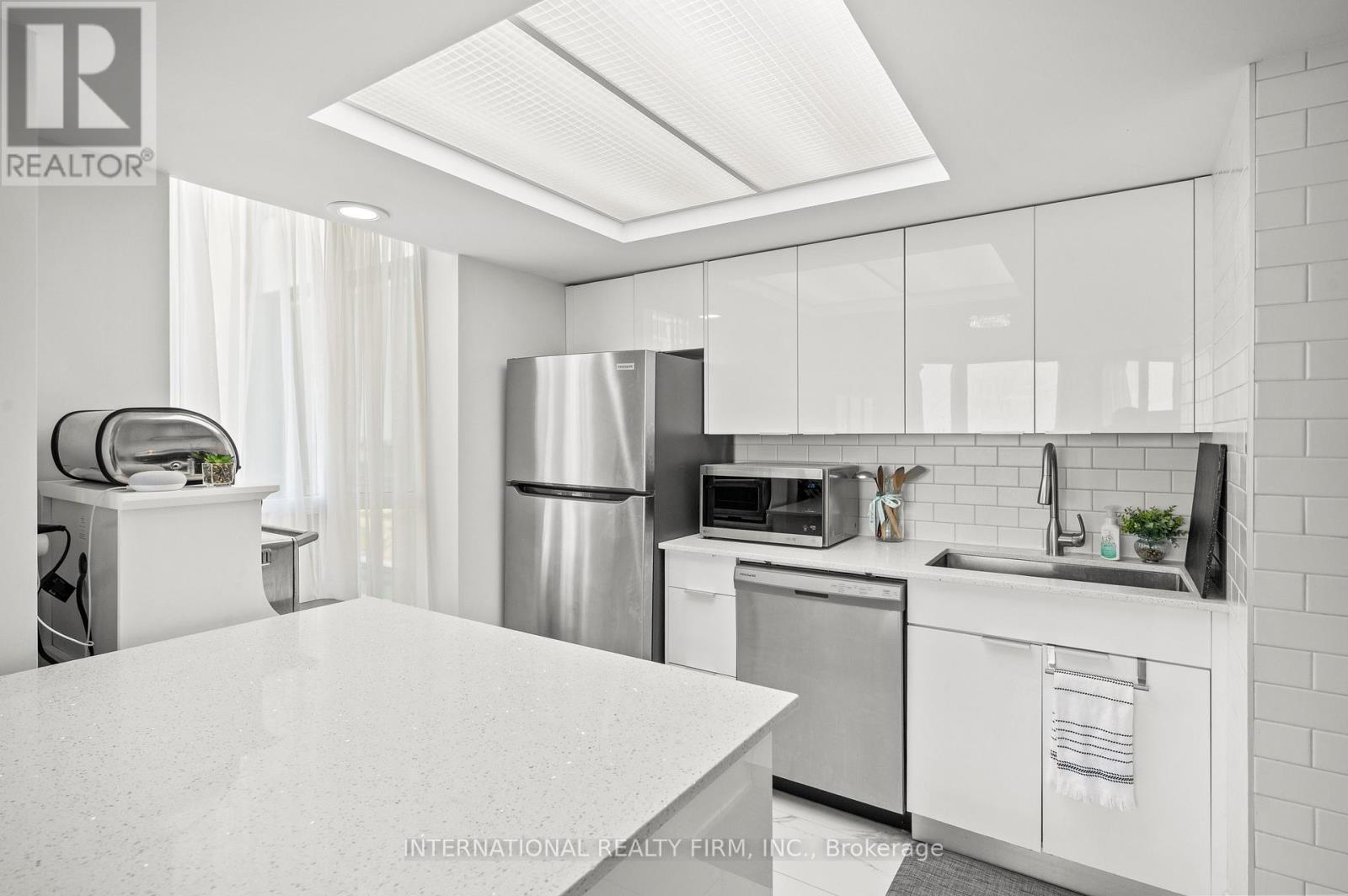 Photo 28 of 1612 4460 Tucana Court, Mississauga ON