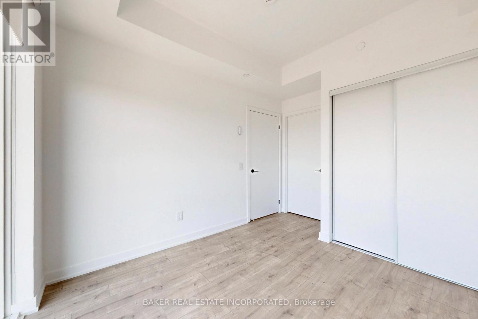 Photo 28 of 815 220 Missinnihe Way, Mississauga ON