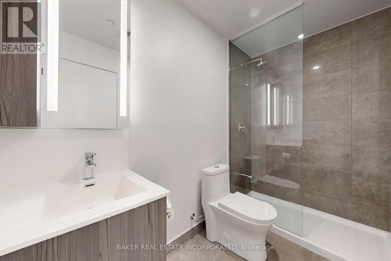 Photo 29 of 815 220 Missinnihe Way, Mississauga ON