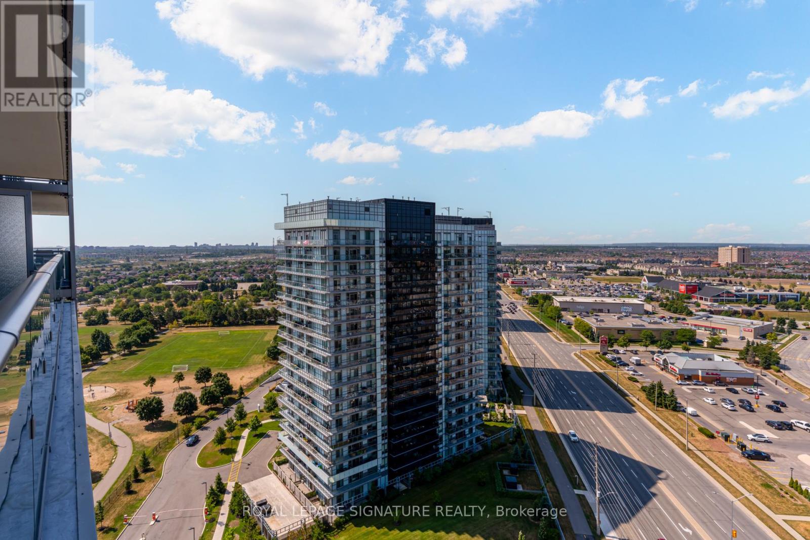Photo 9 of 1901 B 4655 Metcalfe Avenue, Mississauga ON