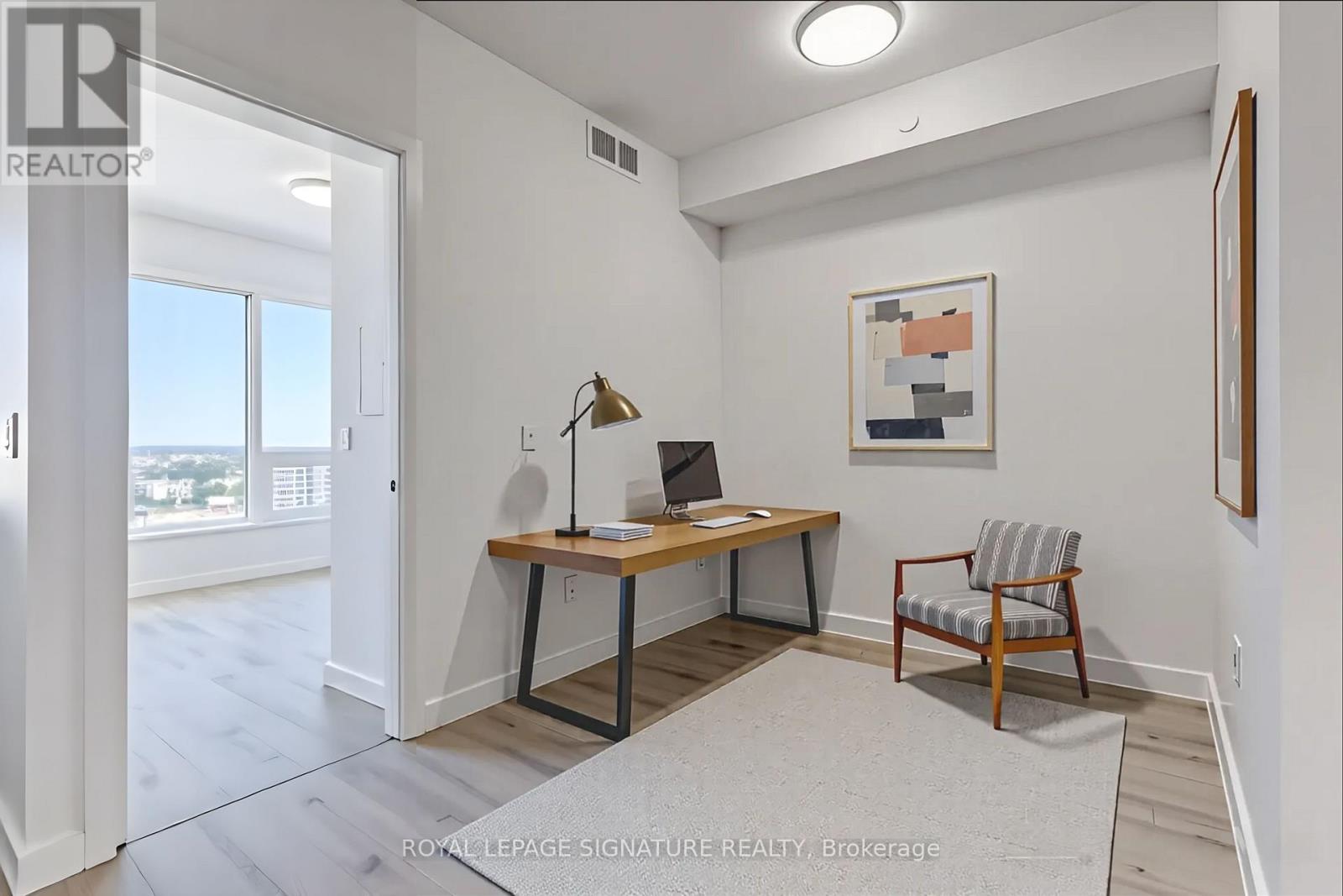 Photo 3 of 1901 B 4655 Metcalfe Avenue, Mississauga ON