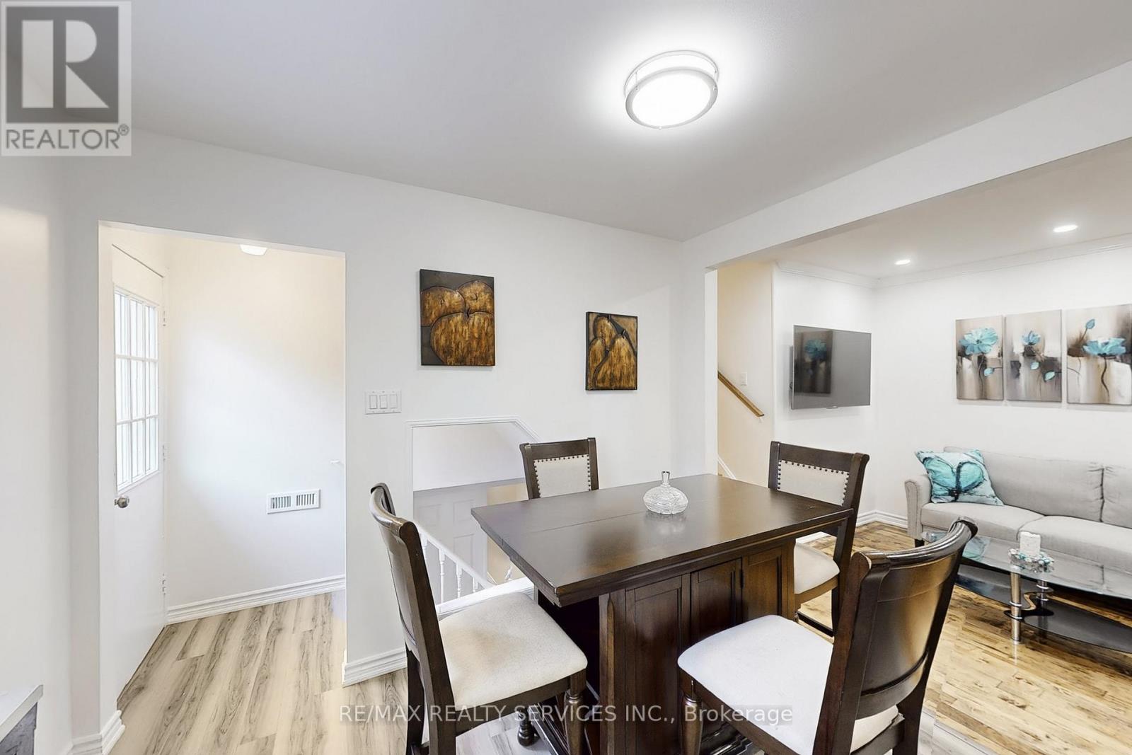 Photo 15 of 10 Minton Place, Brampton ON