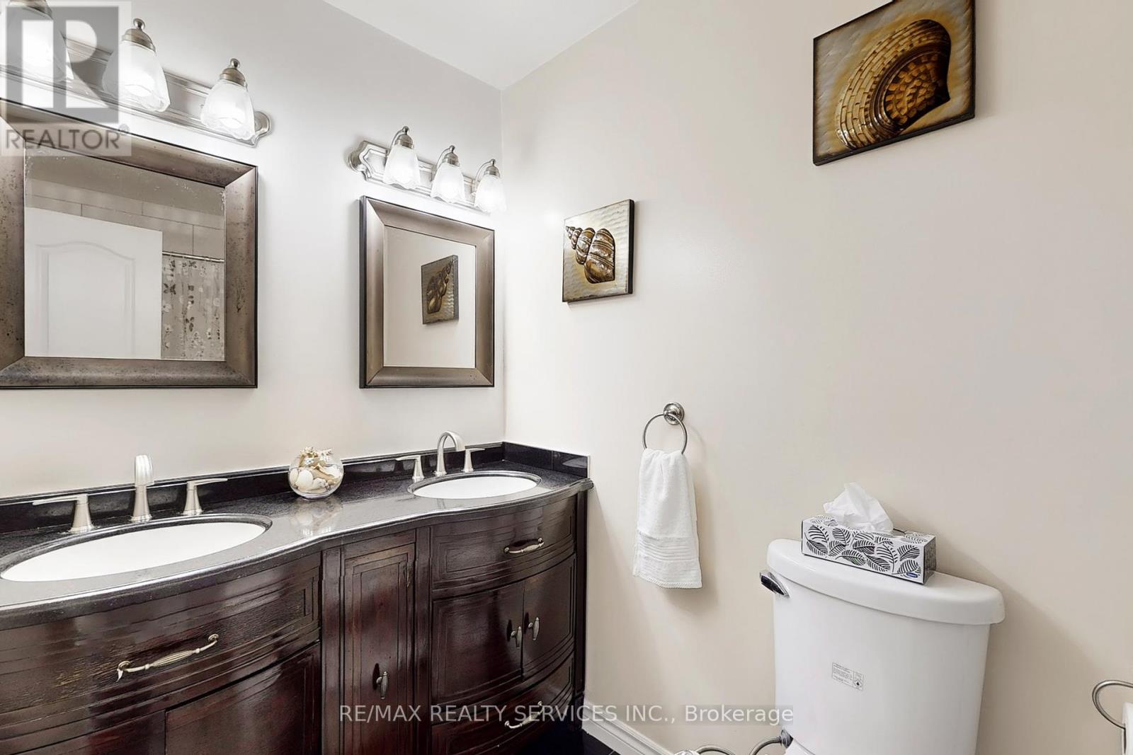 Photo 20 of 10 Minton Place, Brampton ON