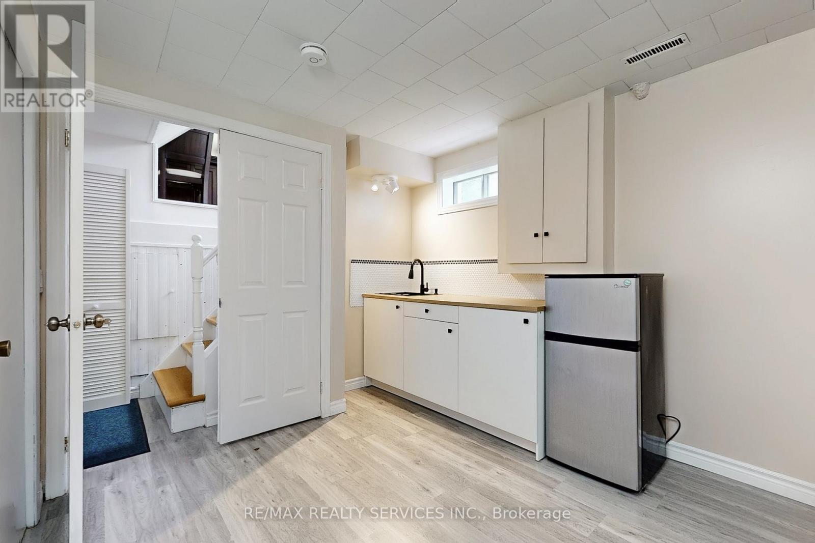 Photo 25 of 10 Minton Place, Brampton ON