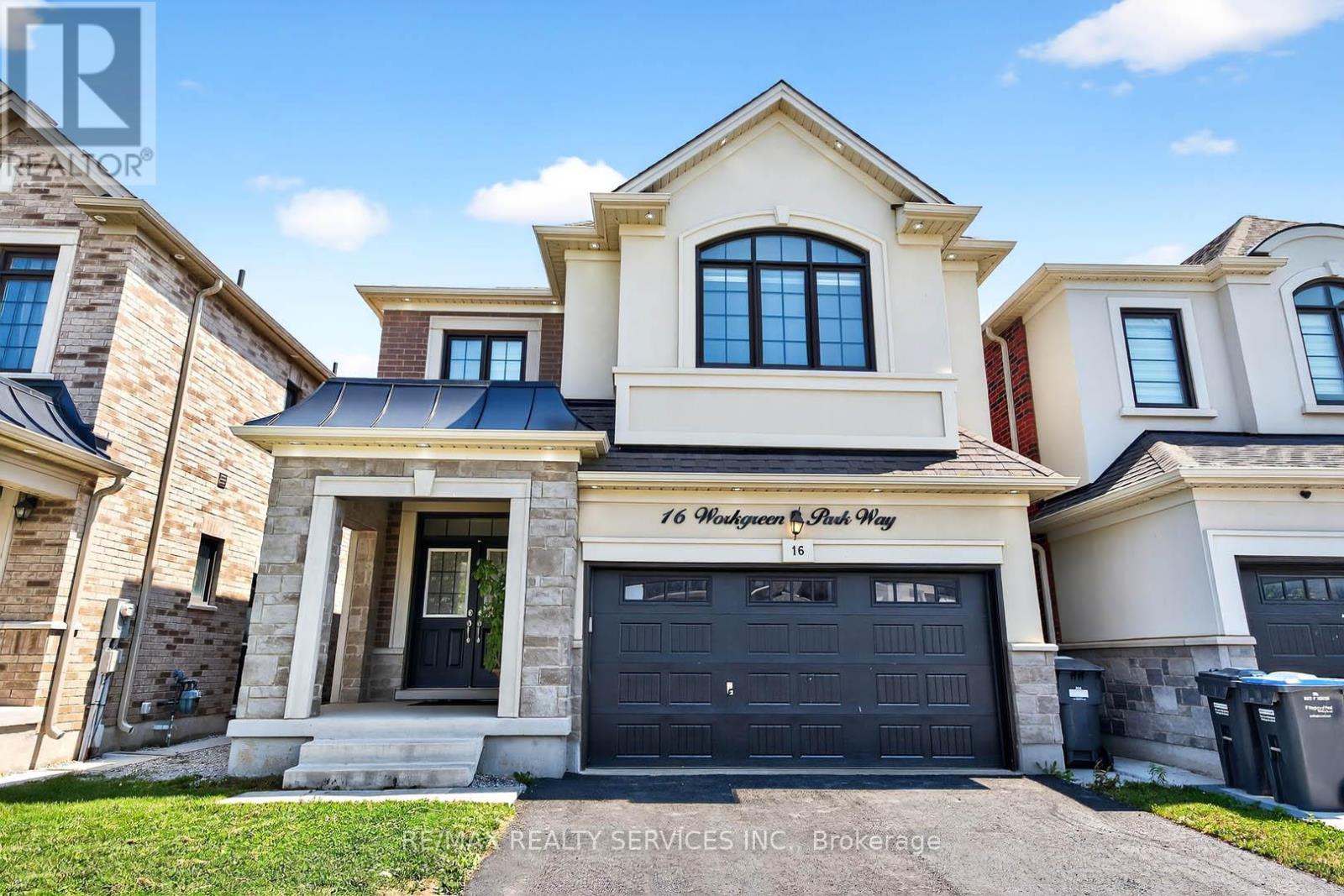 Photo 1 of 16 Workgreen Park Way, Brampton ON