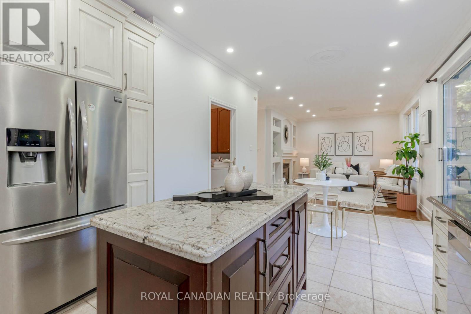 Photo 48 of 5180 Blue Spruce Avenue, Burlington ON