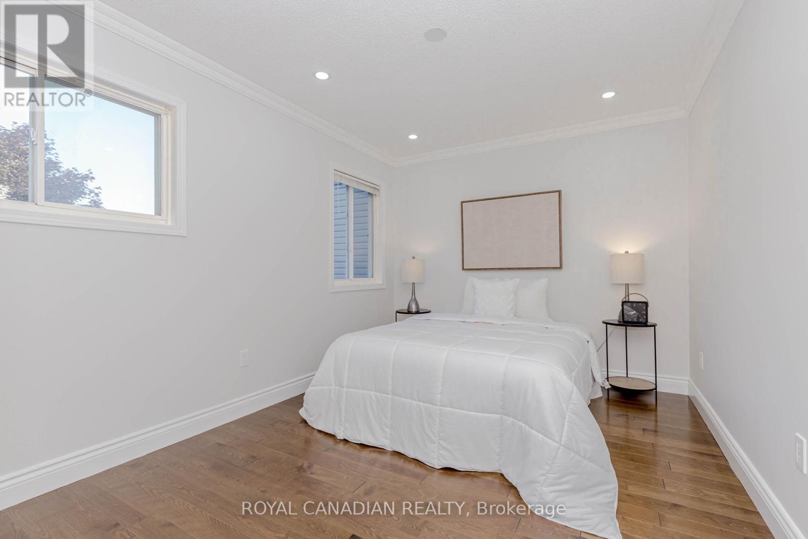 Photo 41 of 5180 Blue Spruce Avenue, Burlington ON