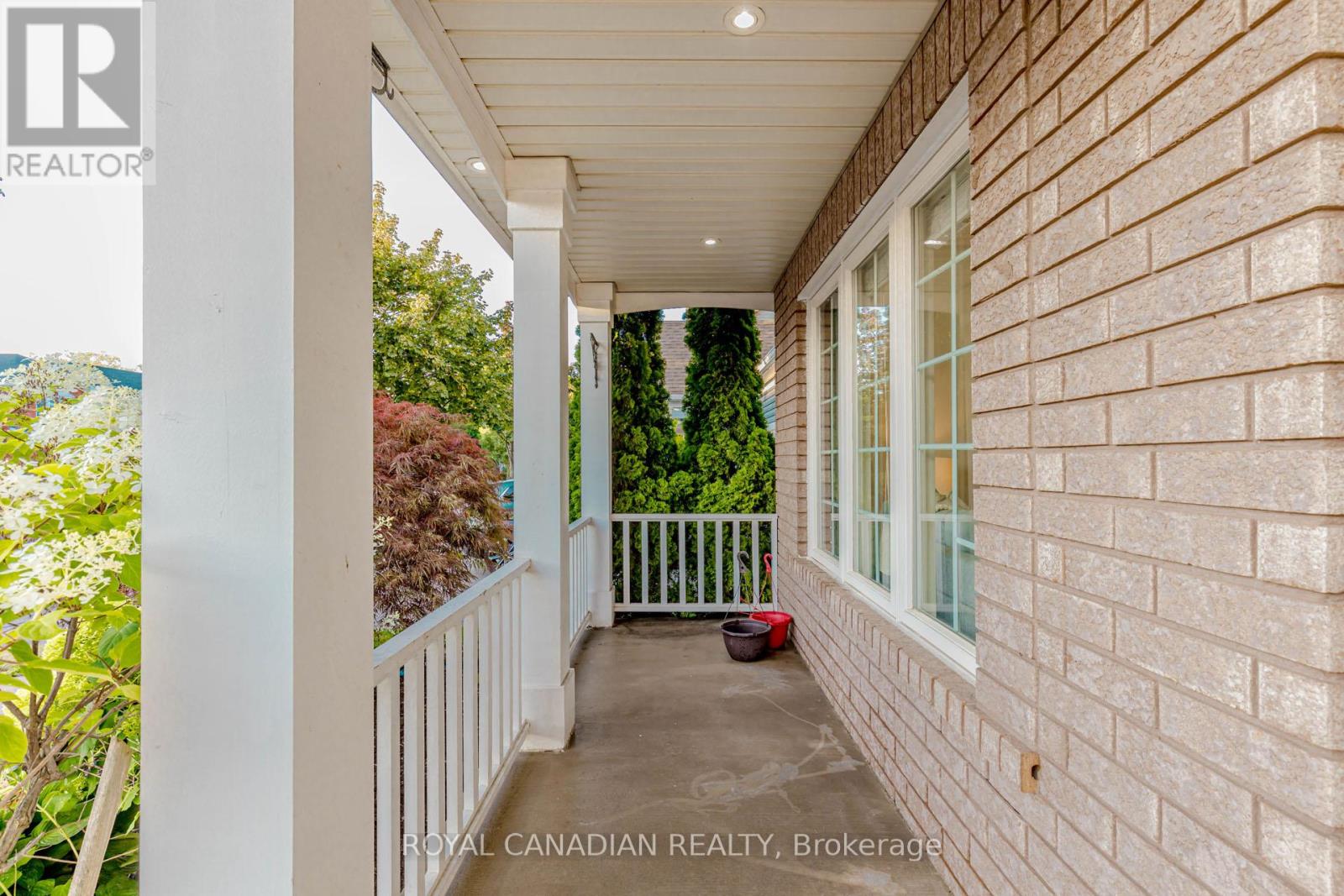 Photo 30 of 5180 Blue Spruce Avenue, Burlington ON