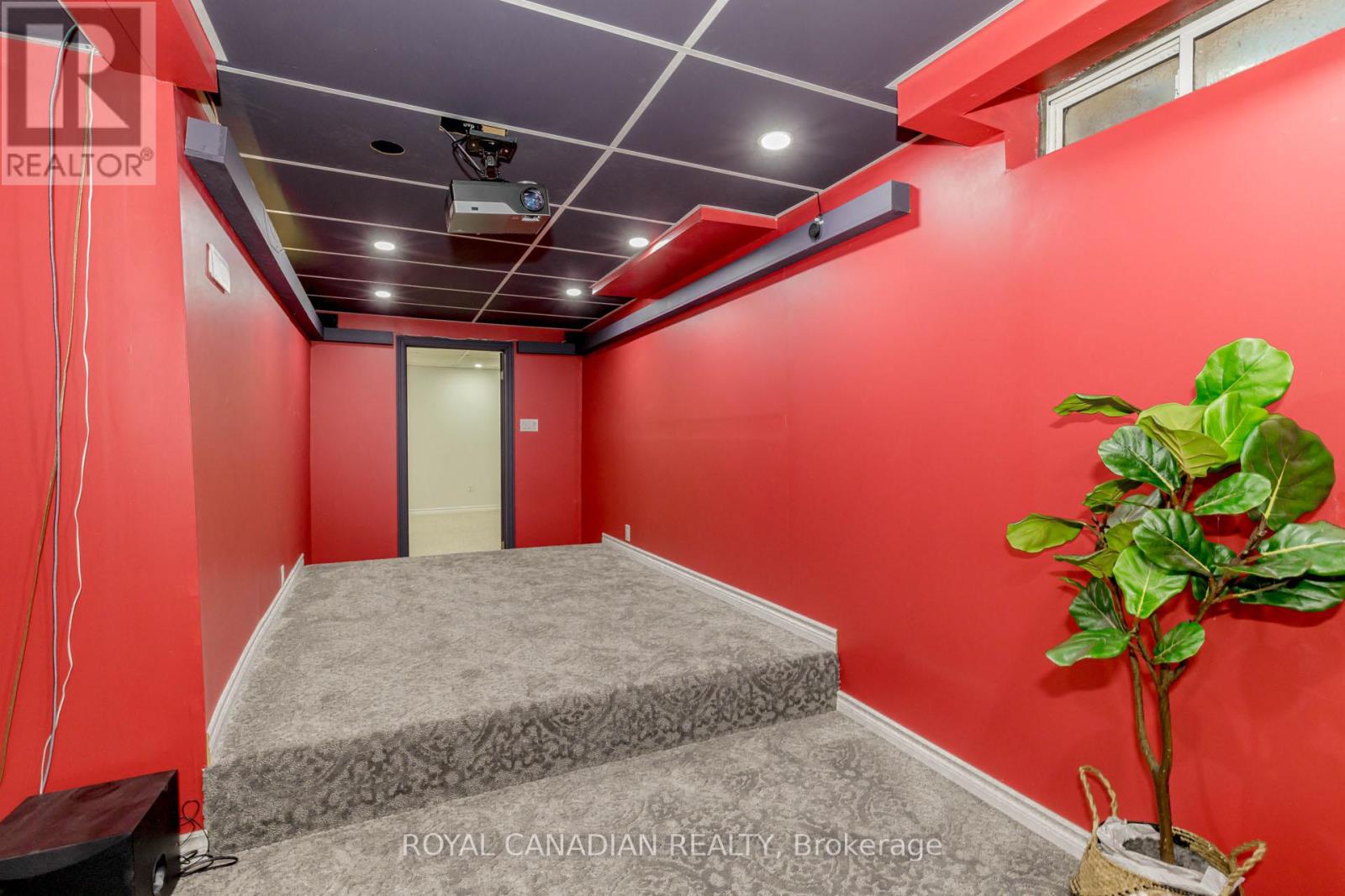 Photo 49 of 5180 Blue Spruce Avenue, Burlington ON