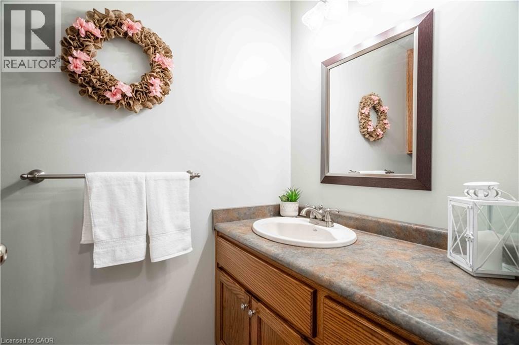 Photo 6 of 278 Morrison Drive, Caledonia ON