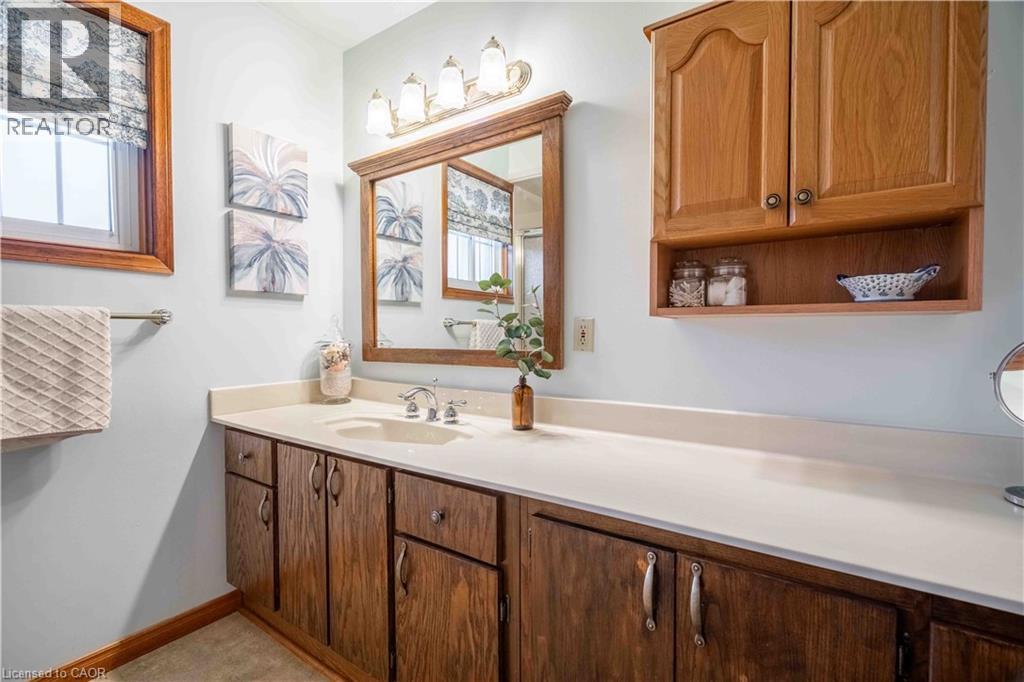 Photo 21 of 278 Morrison Drive, Caledonia ON