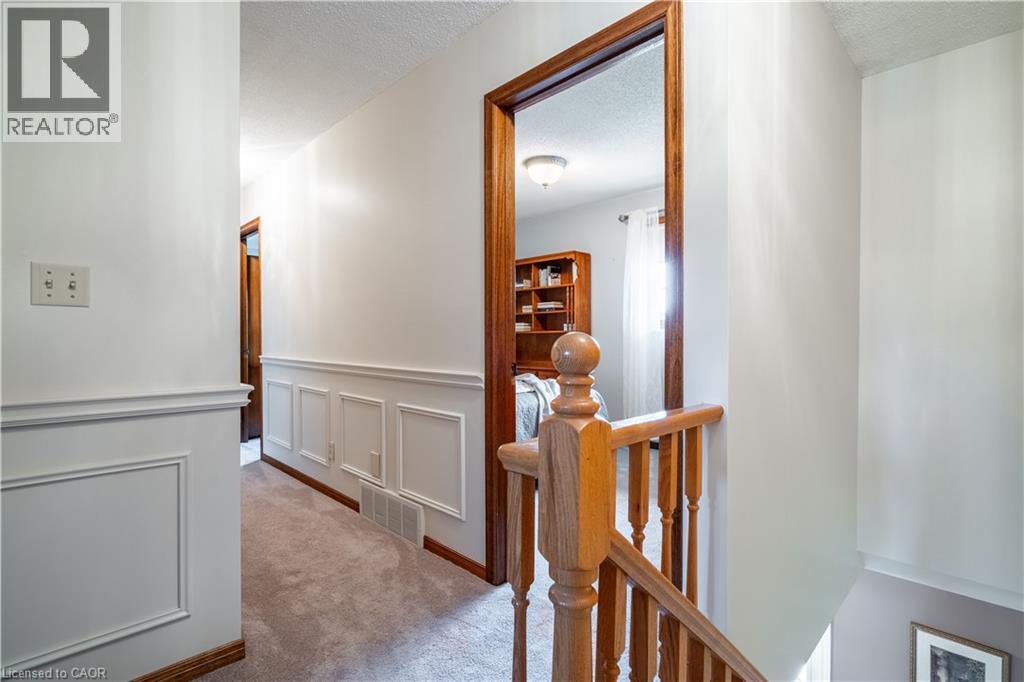 Photo 10 of 278 Morrison Drive, Caledonia ON