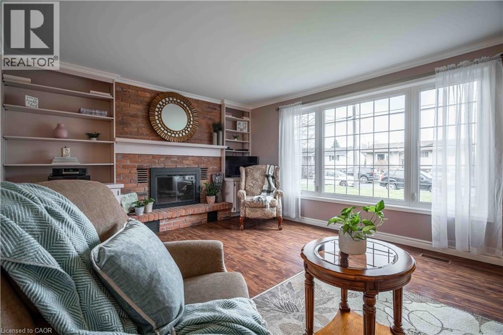 Photo 15 of 278 Morrison Drive, Caledonia ON