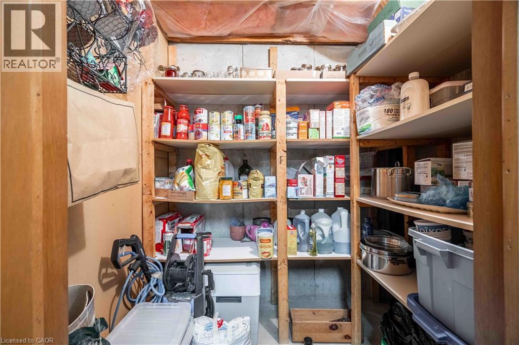 Photo 11 of 278 Morrison Drive, Caledonia ON