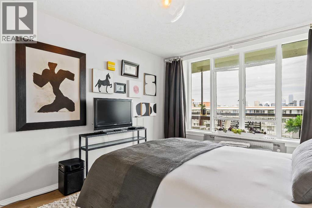 Single Family House for Sale in   Rideau Place SW Rideau Park Calgary 