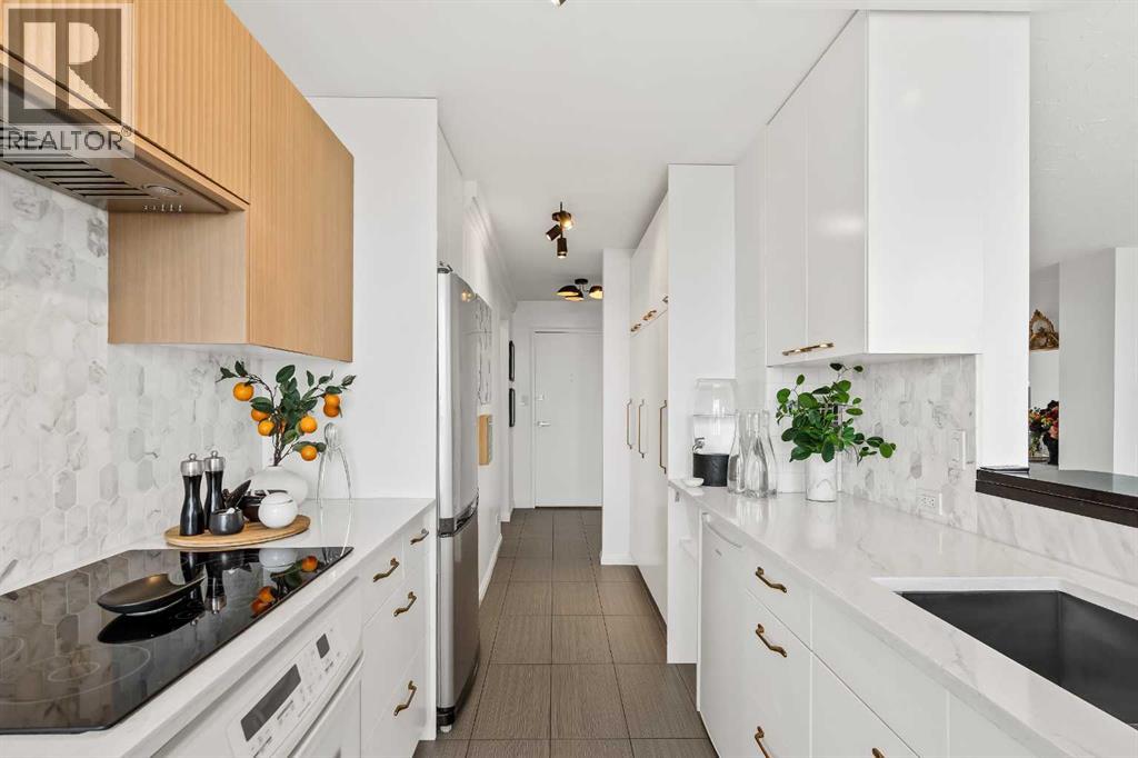 Single Family House for Sale in   Rideau Place SW Rideau Park Calgary 