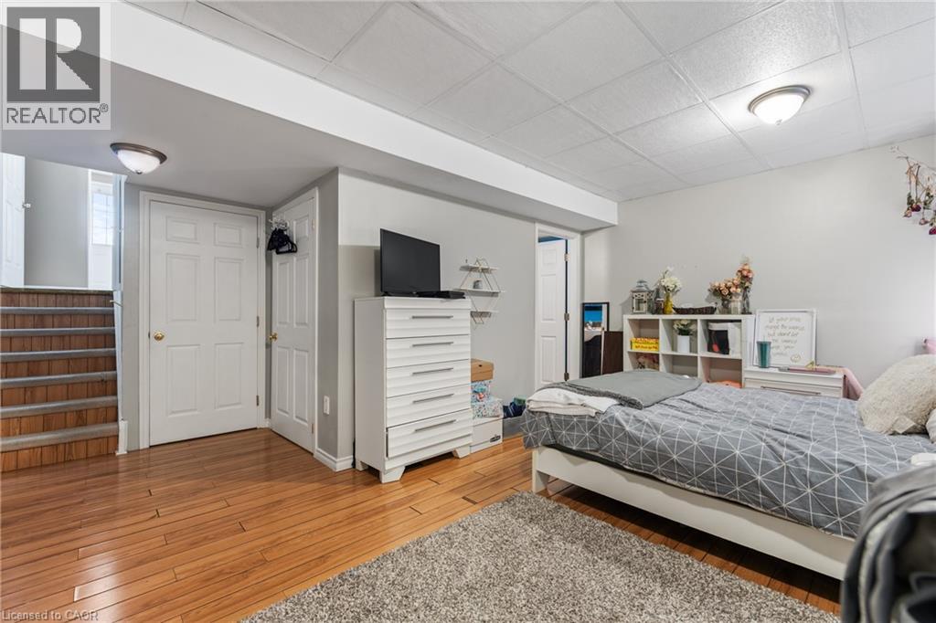 Photo 20 of 61 Madeleine Street, Kitchener ON