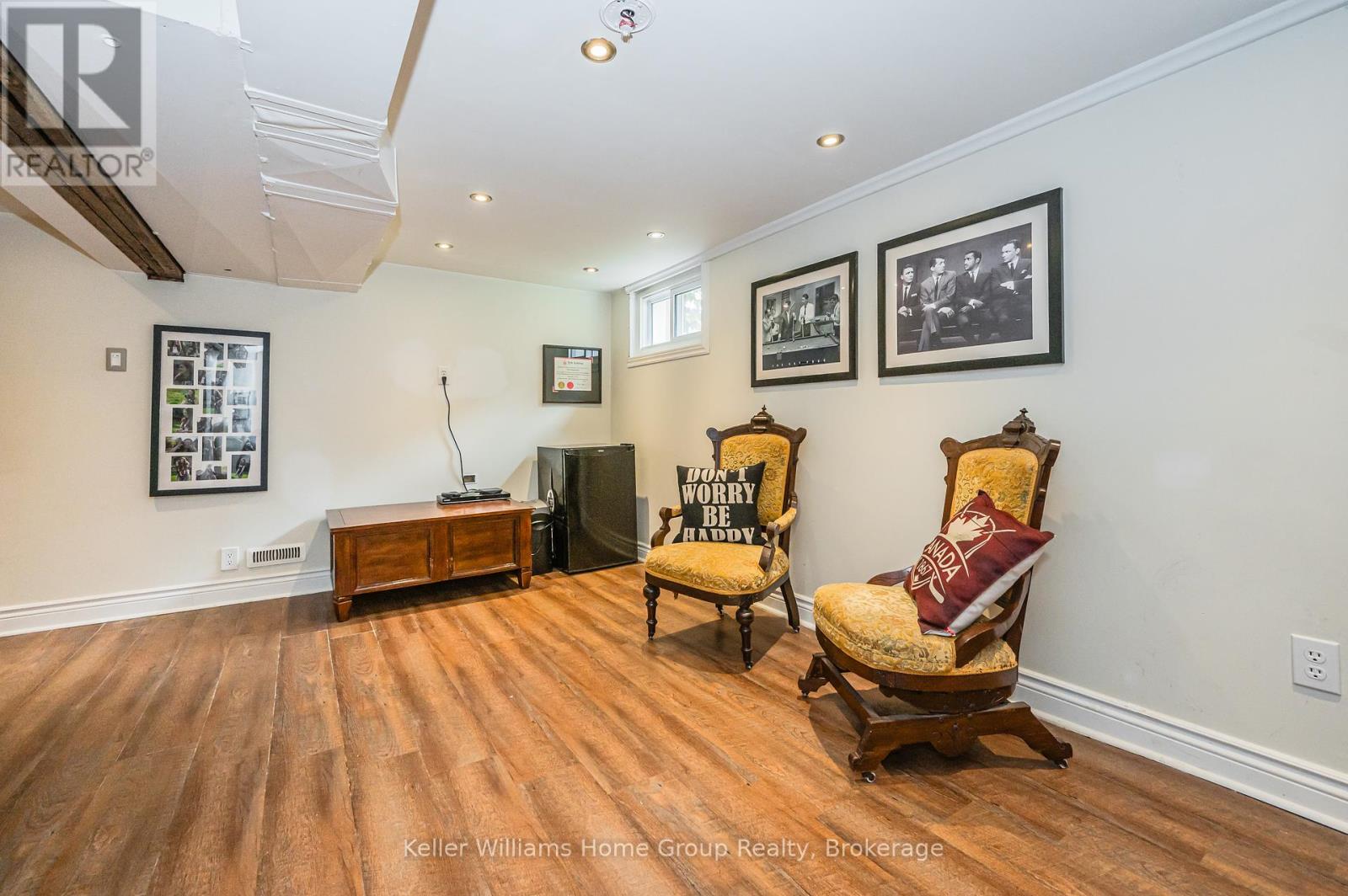 Photo 4 of 48 Dane Street, Kitchener ON