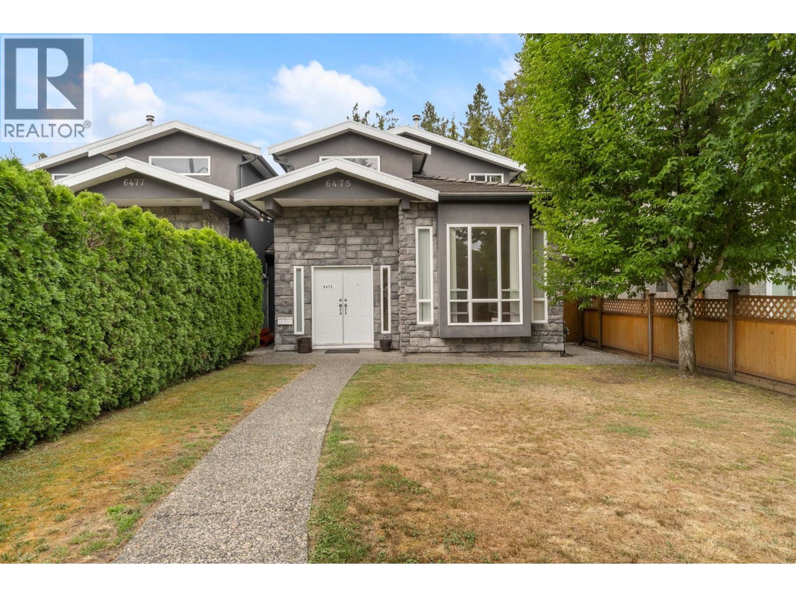 Photo 2 of 6475 Sperling Avenue, Burnaby BC