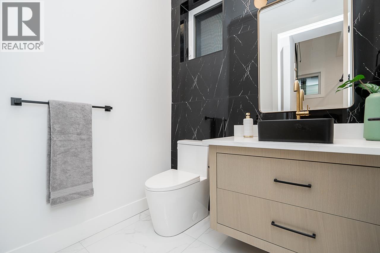Photo 11 of 2 2753 Nanaimo Street, Vancouver BC