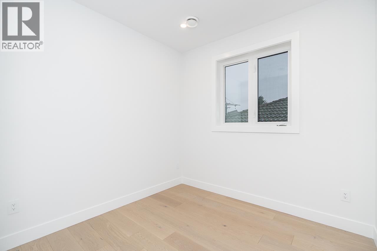 Photo 15 of 2 2753 Nanaimo Street, Vancouver BC