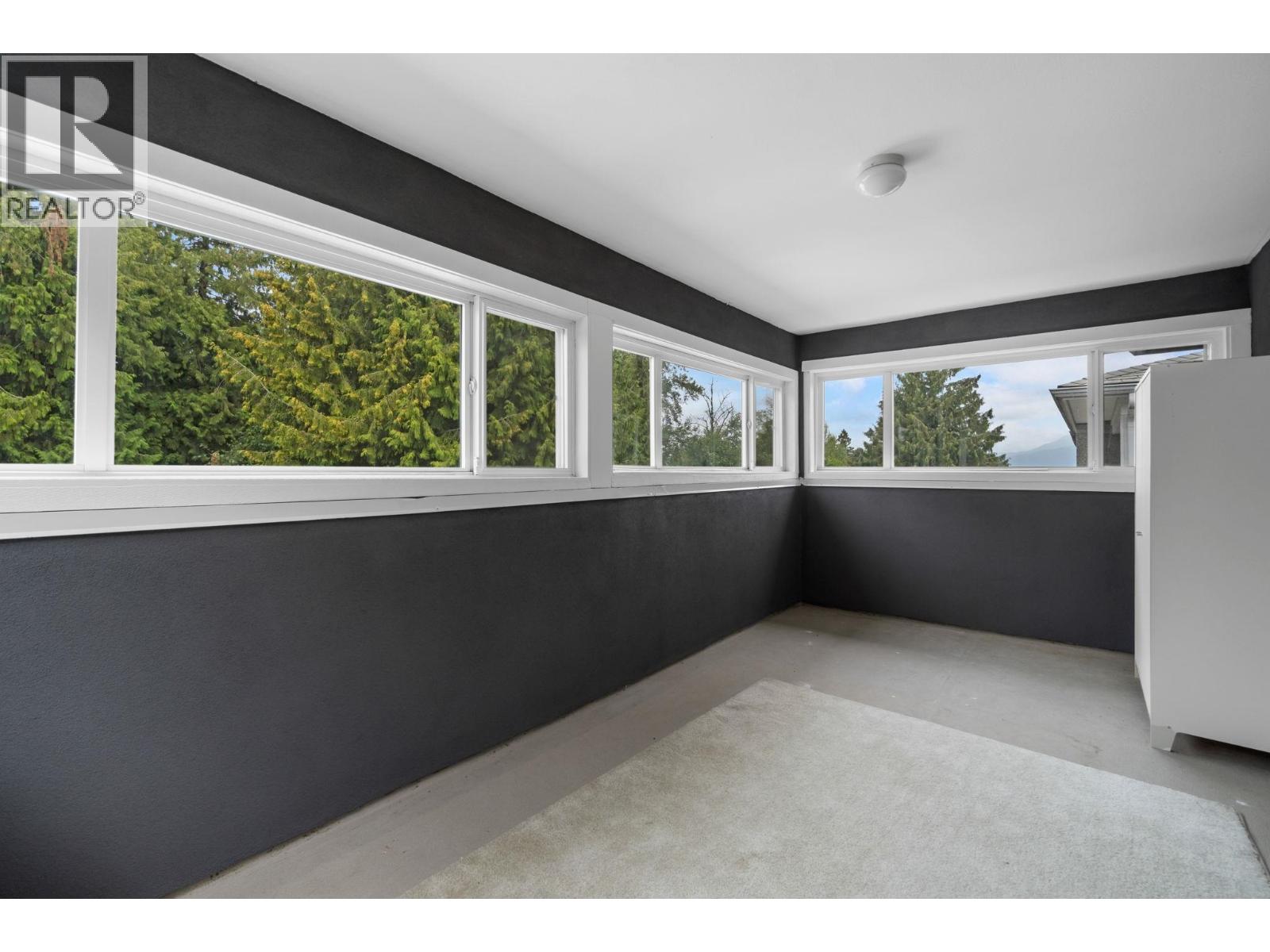 Photo 17 of 6475 Sperling Avenue, Burnaby BC