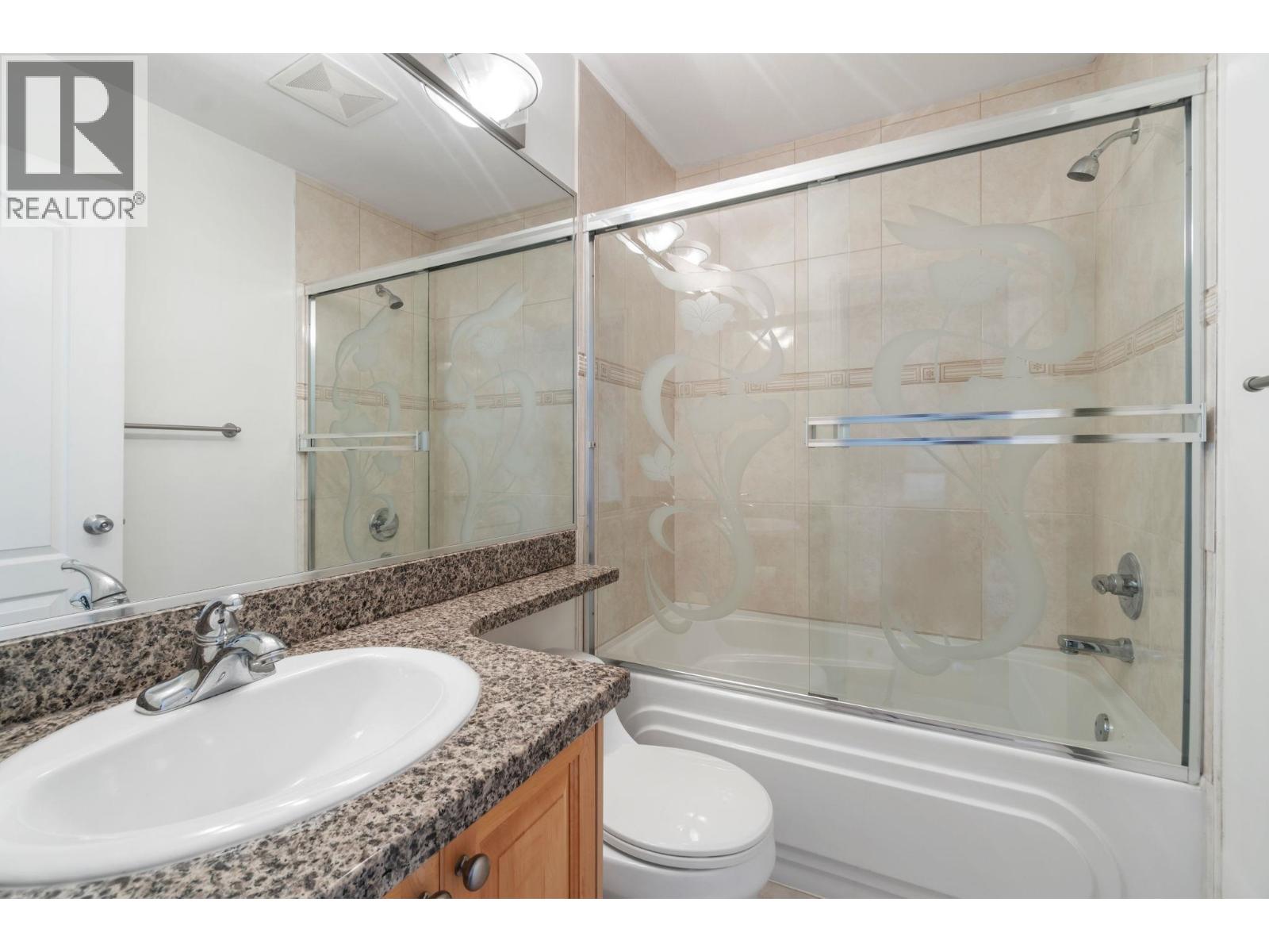 Photo 24 of 6475 Sperling Avenue, Burnaby BC