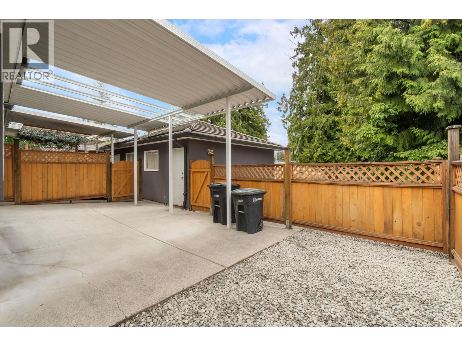 Photo 29 of 6475 Sperling Avenue, Burnaby BC