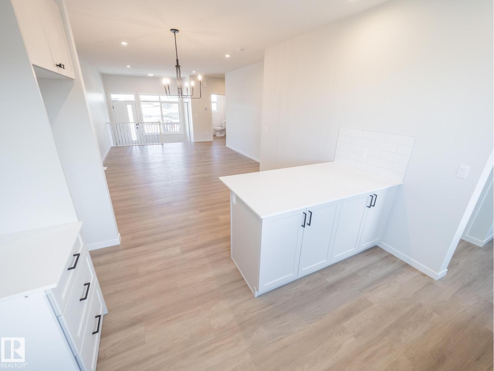 3 ETON LI, Spruce Grove