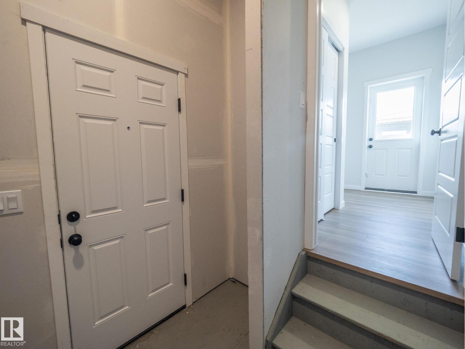 3 ETON LI, Spruce Grove