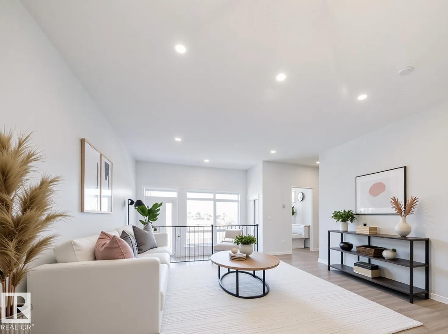 3 ETON LI, Spruce Grove