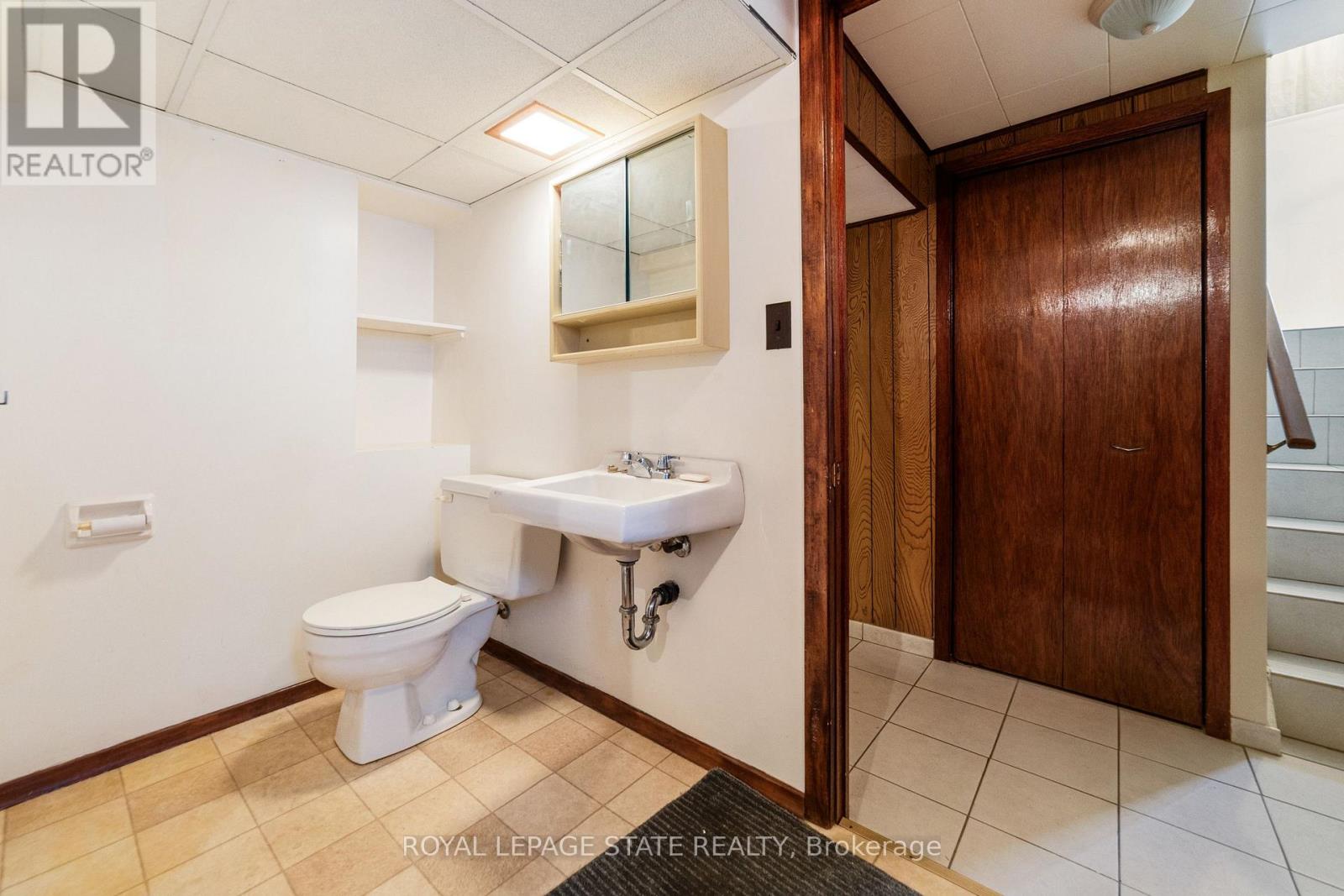Photo 22 of 347 Hixon Road, Hamilton ON