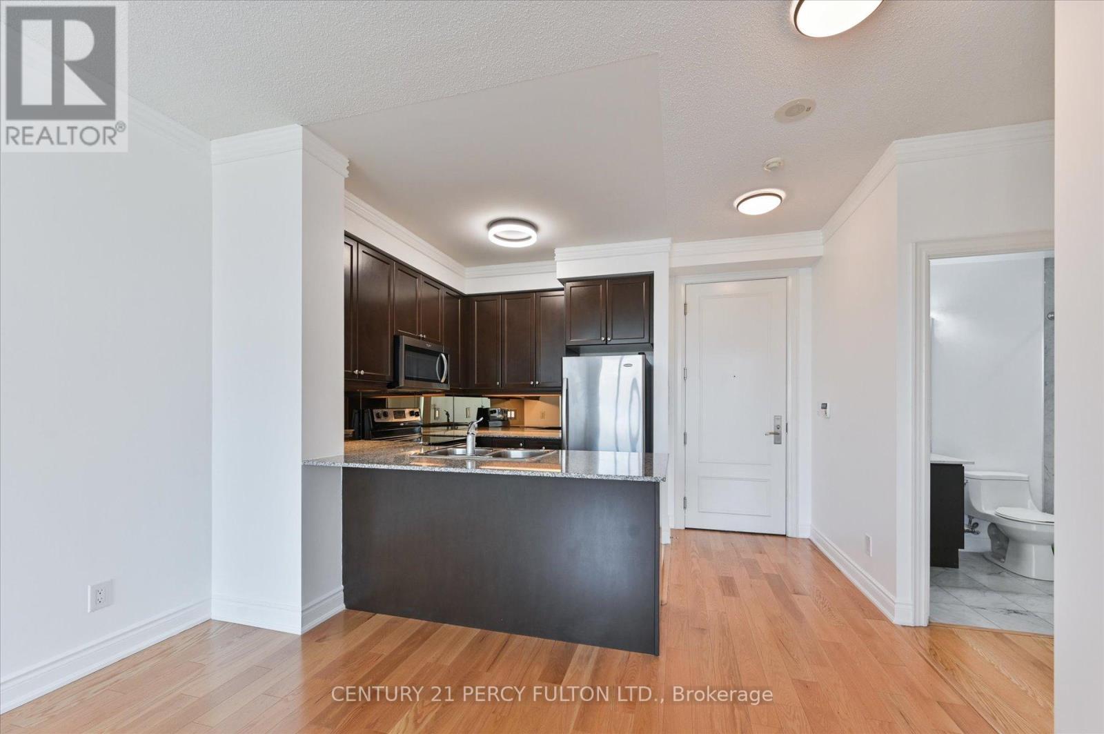 Photo 12 of 317 20 Bloorview Place, Toronto ON