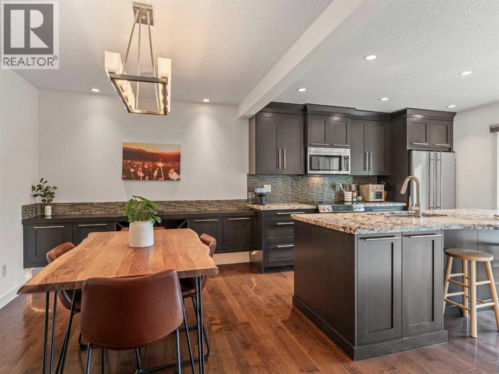 Single Family House 4 Level for Sale in  Point Mckay Road NW Point McKay Calgary 