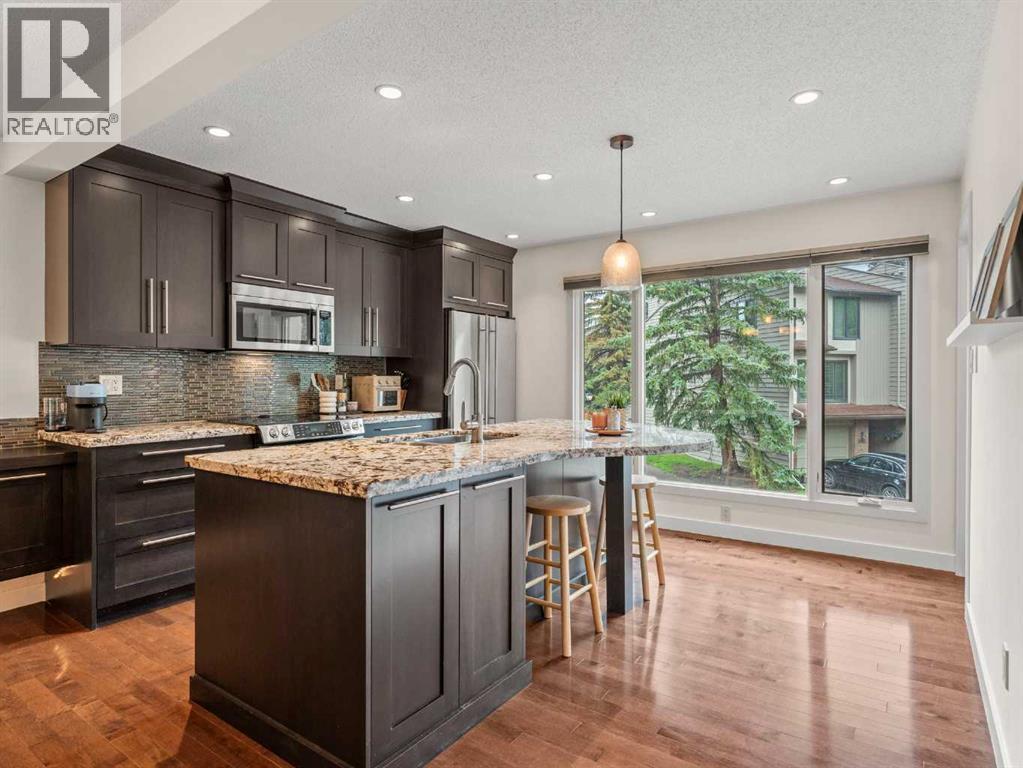 Single Family House 4 Level for Sale in  Point Mckay Road NW Point McKay Calgary 