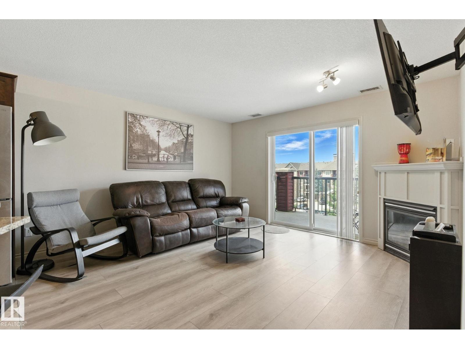 Photo 6 of 440 2096 Blackmud Creek Dr Sw Sw, Edmonton AB