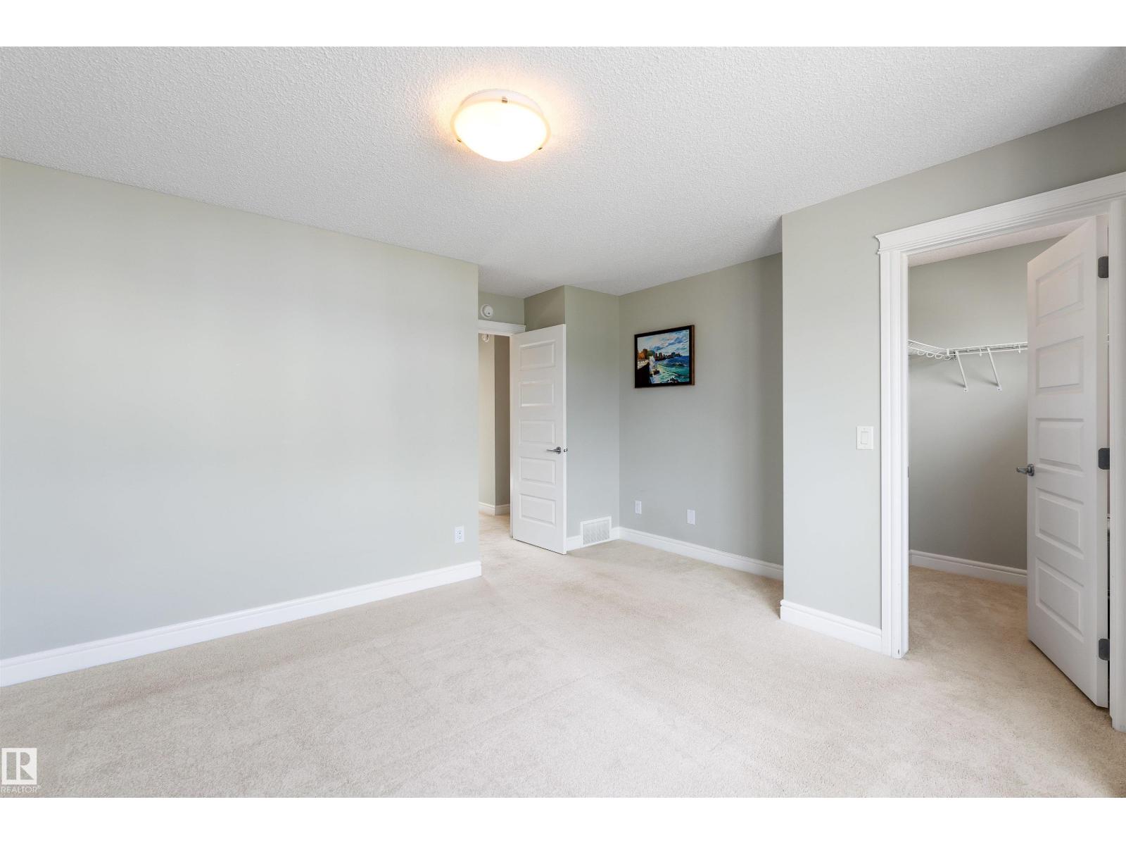 Photo 12 of 4 330 Bulyea Rd Nw, Edmonton AB
