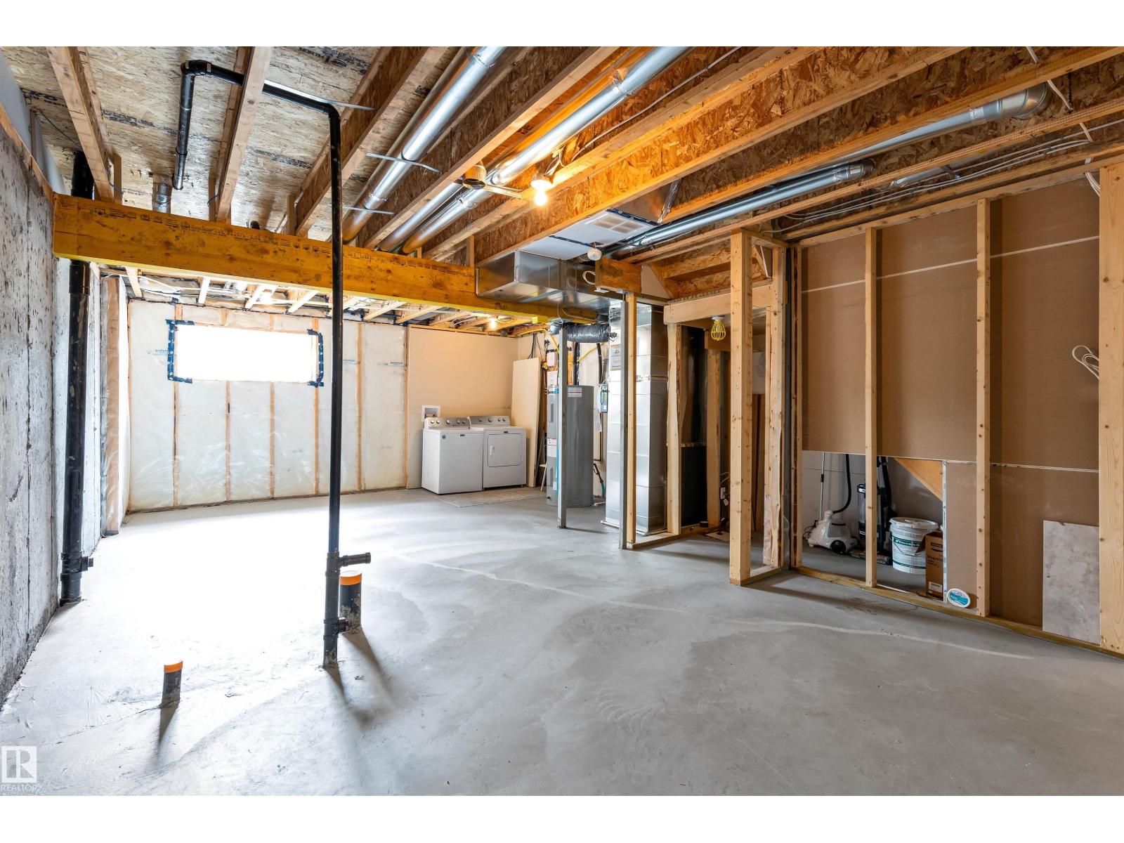 Photo 13 of 4 330 Bulyea Rd Nw, Edmonton AB