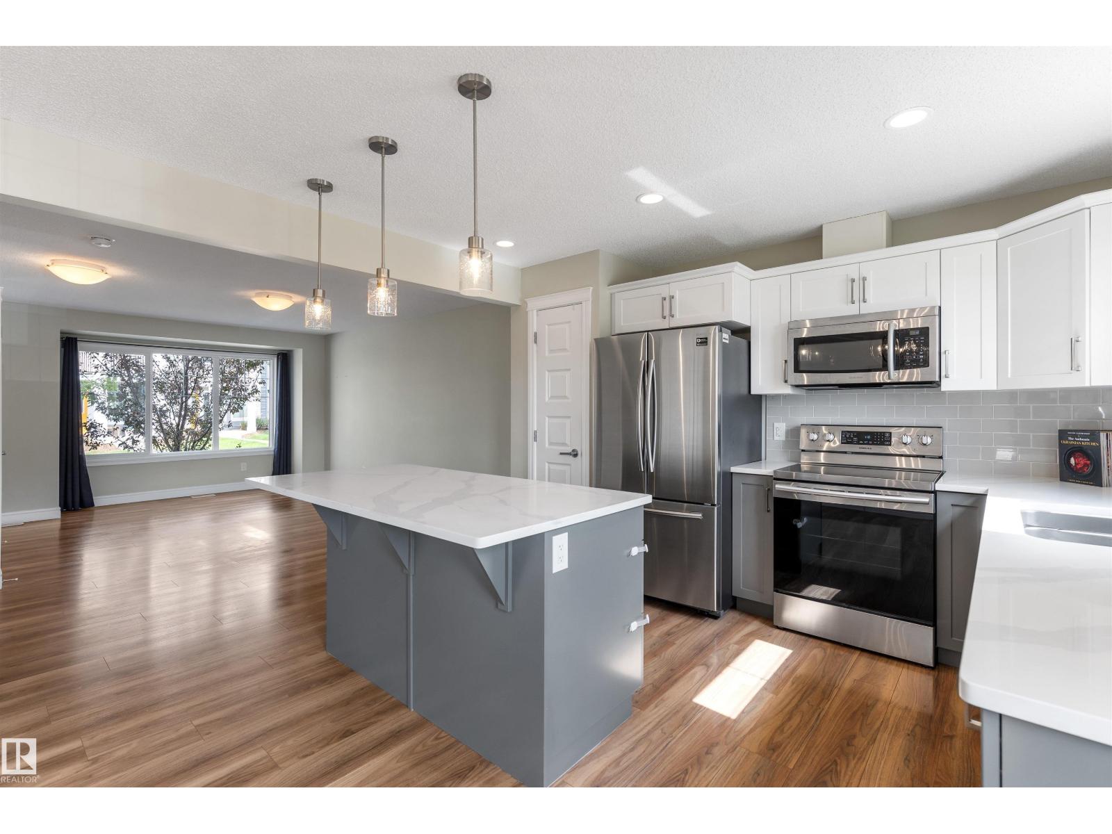 Photo 20 of 4 330 Bulyea Rd Nw, Edmonton AB