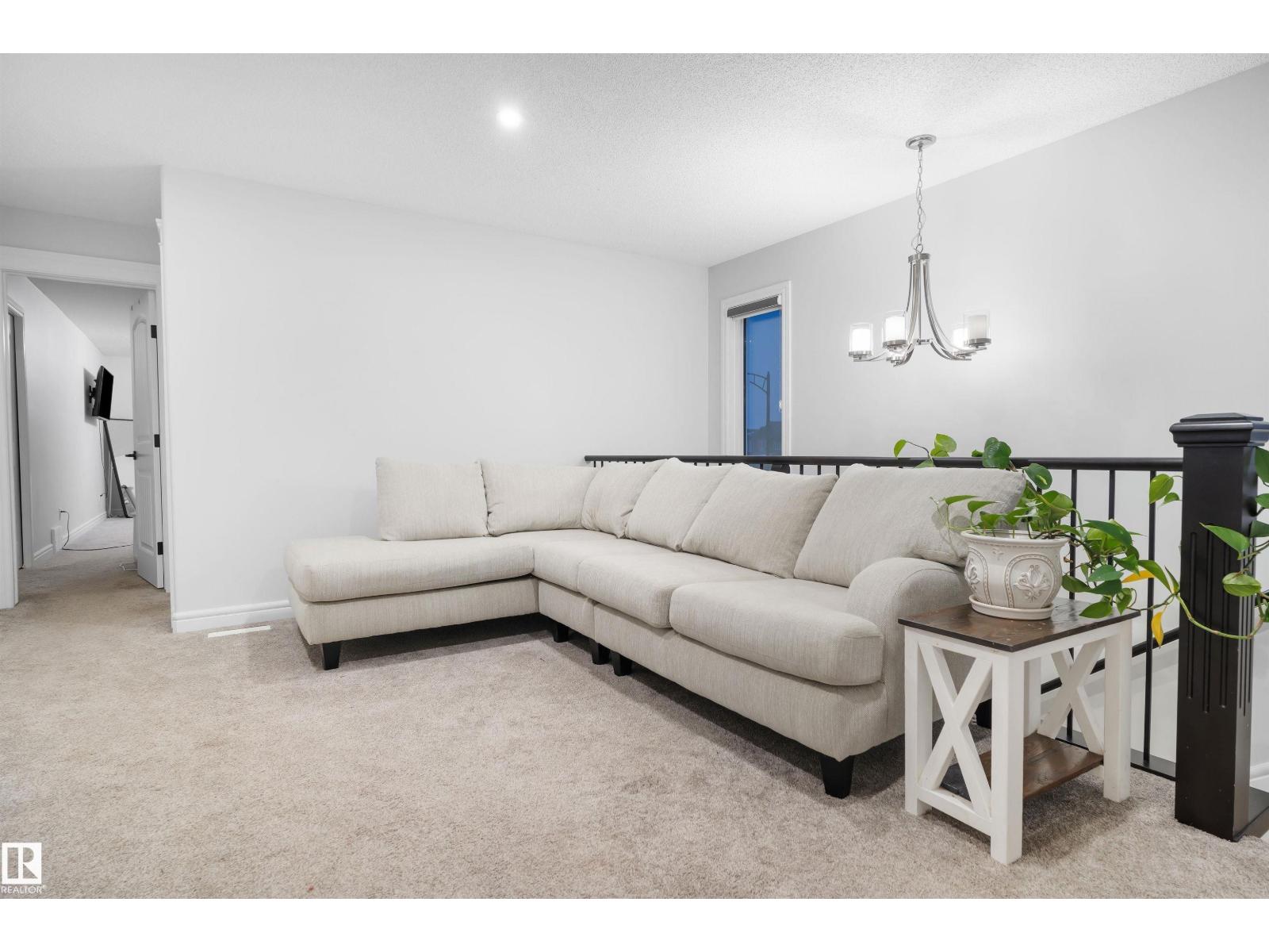 Photo 17 of 449 Conroy Cr Sw Sw, Edmonton AB