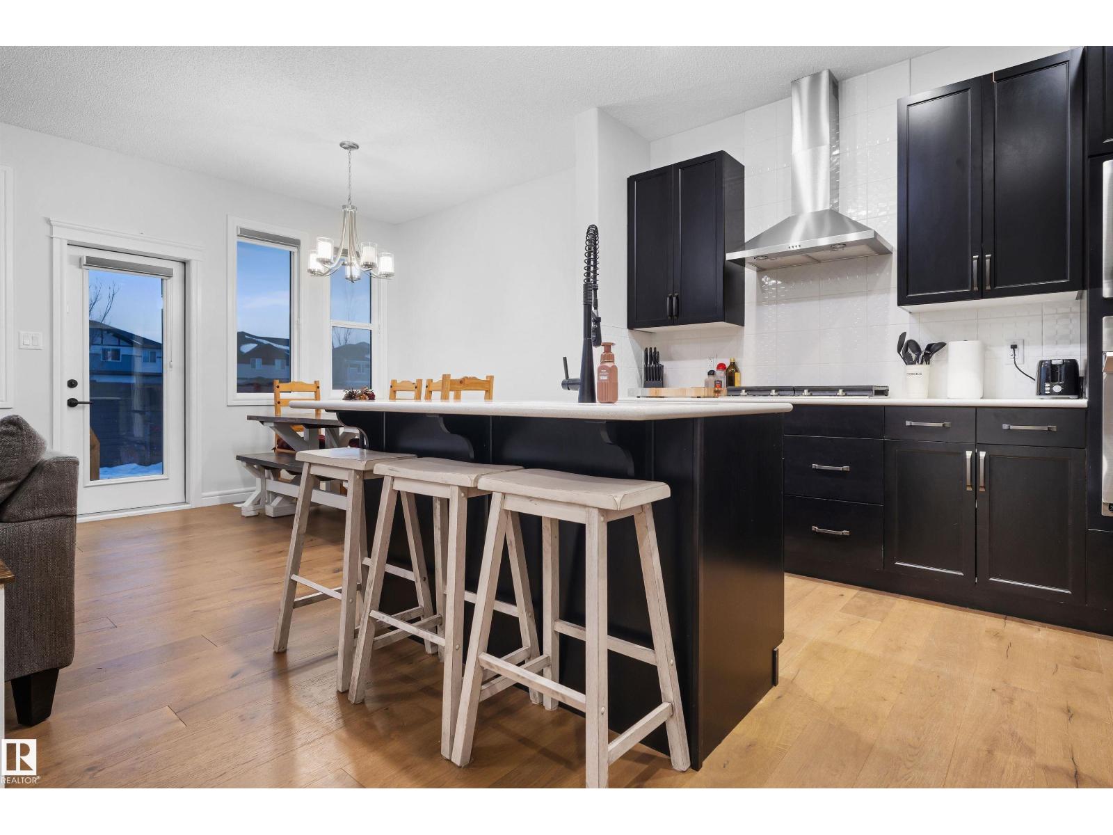 Photo 6 of 449 Conroy Cr Sw Sw, Edmonton AB
