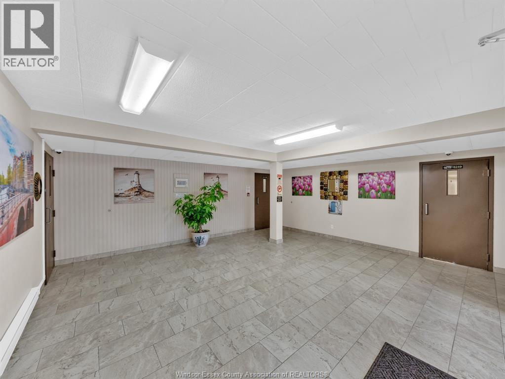 Photo 10 of 6211 Thornberry Crescent Unit 250, Windsor ON