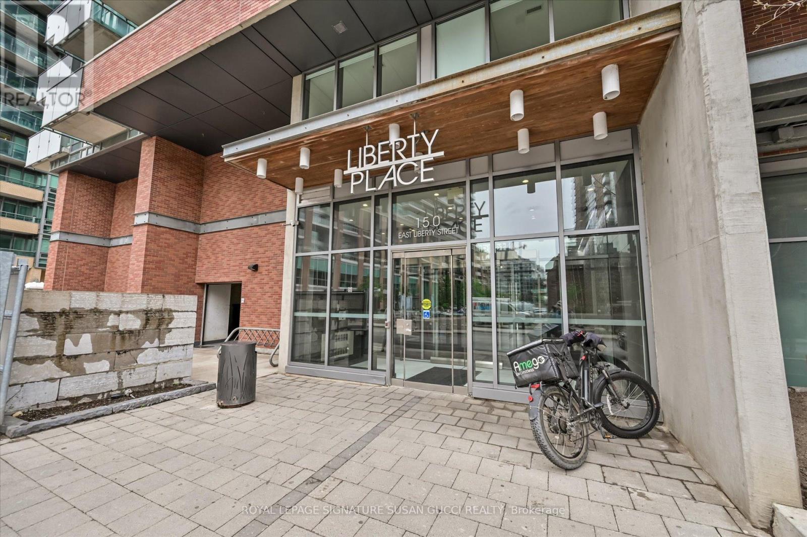 Photo 12 of 615 150 East Liberty Street, Toronto ON