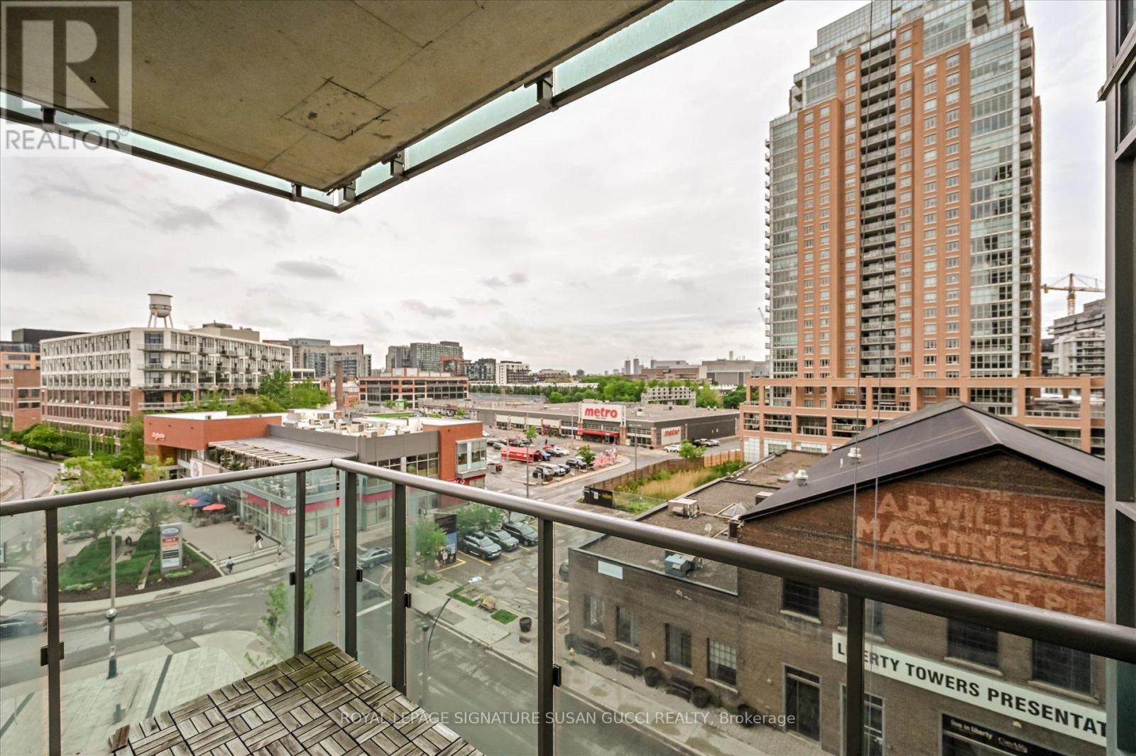 Photo 1 of 615 150 East Liberty Street, Toronto ON