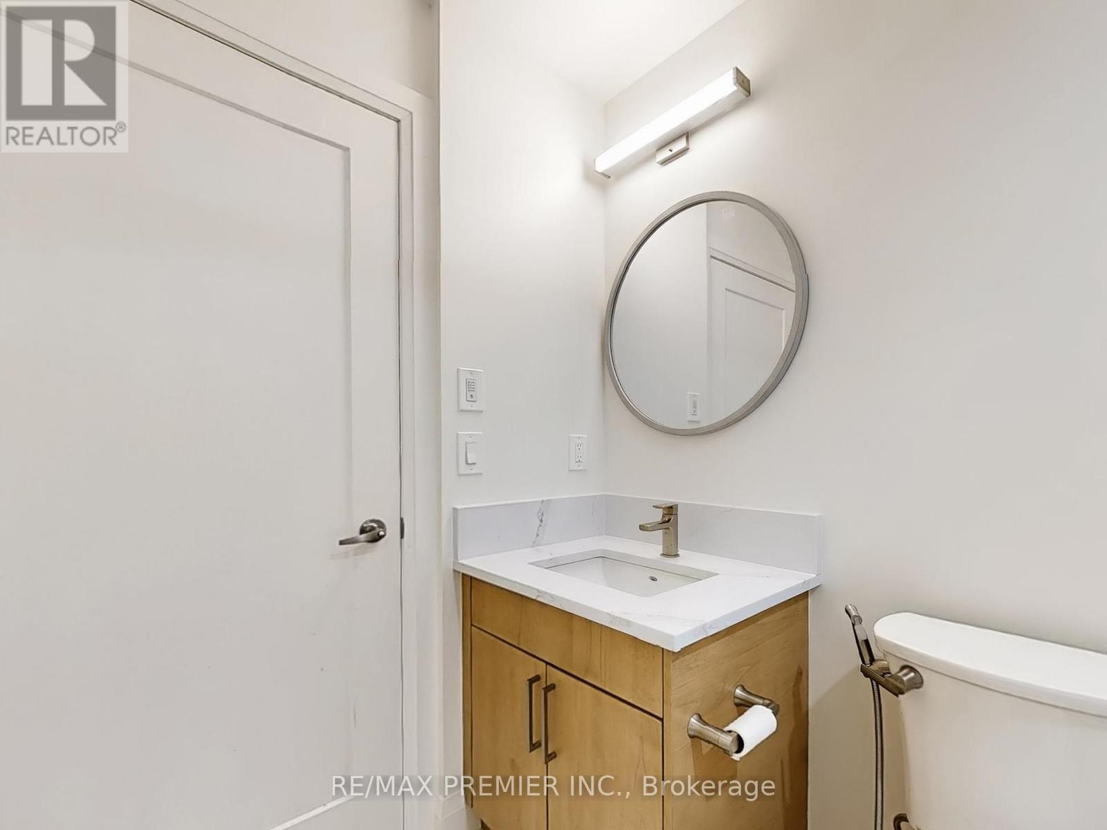 Photo 1 of 2003 500 Brock Avenue, Burlington ON