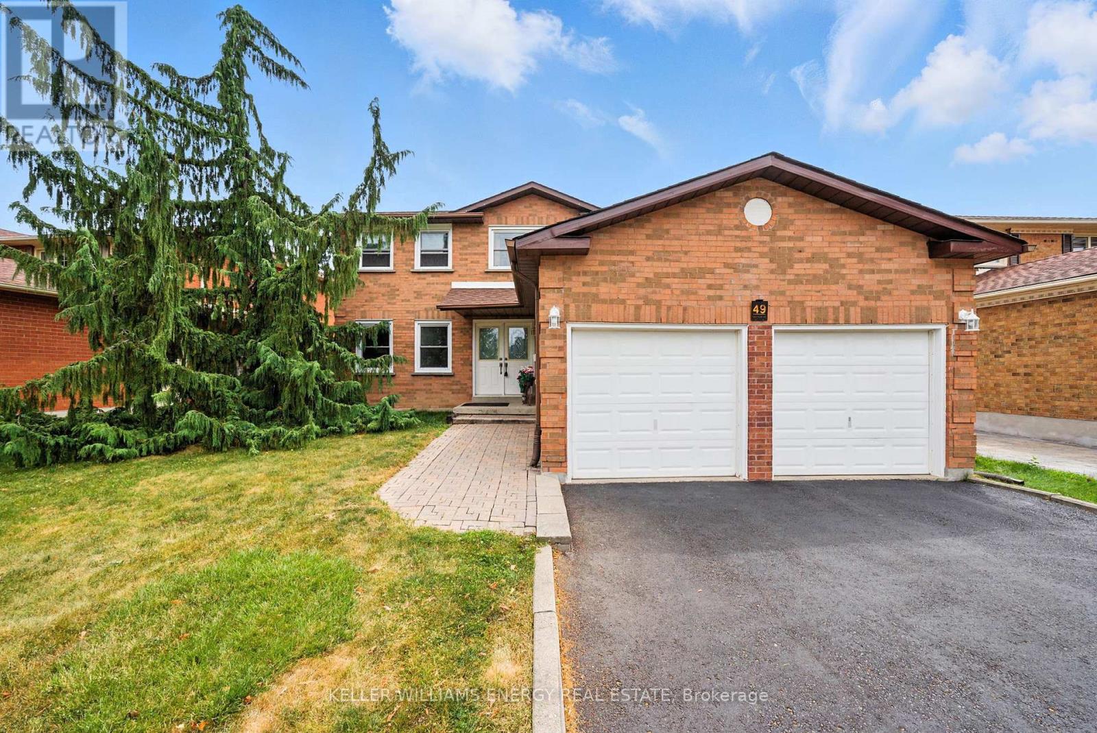 Photo 45 of 49 Cairns Drive, Markham ON