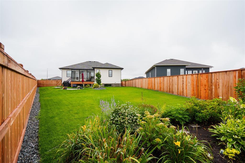 Photo 32 of 29 Cairn Crescent, Dugald MB