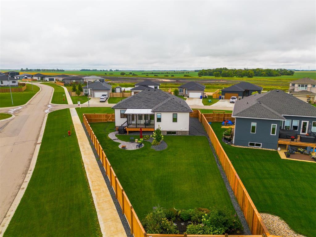 Photo 35 of 29 Cairn Crescent, Dugald MB