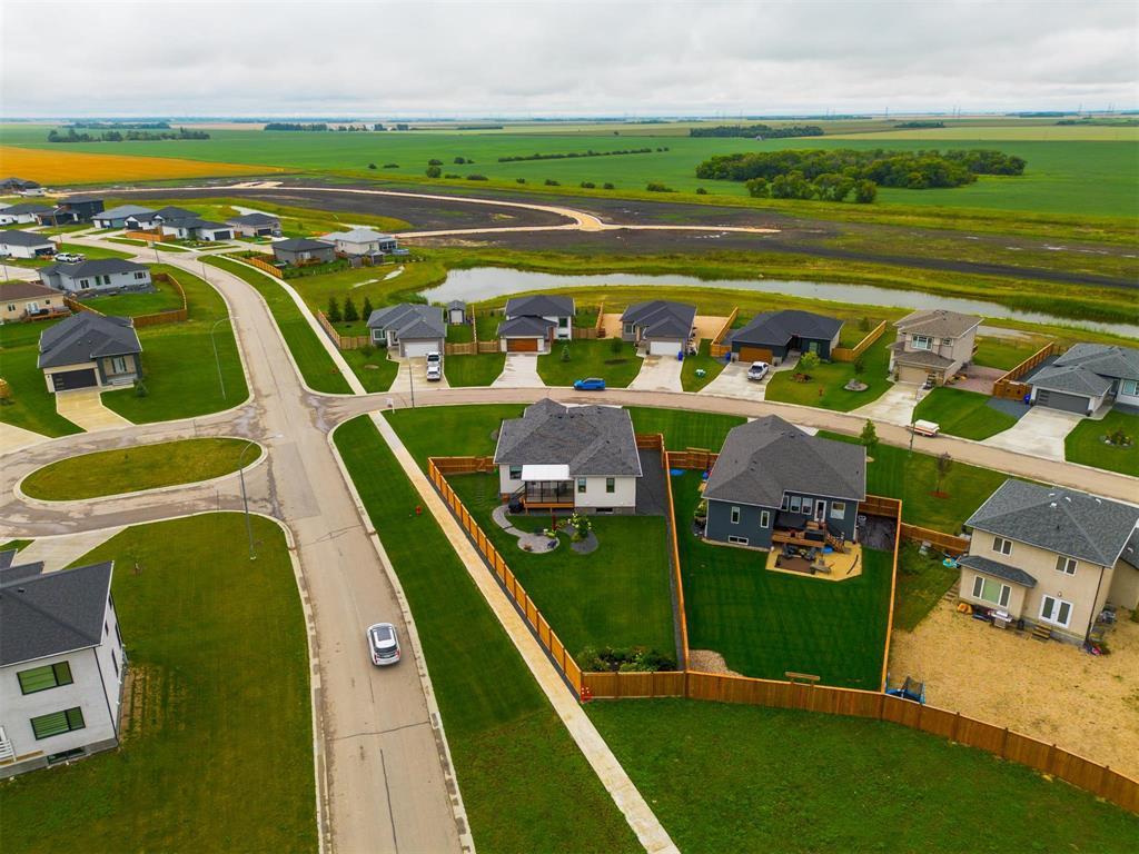 Photo 36 of 29 Cairn Crescent, Dugald MB