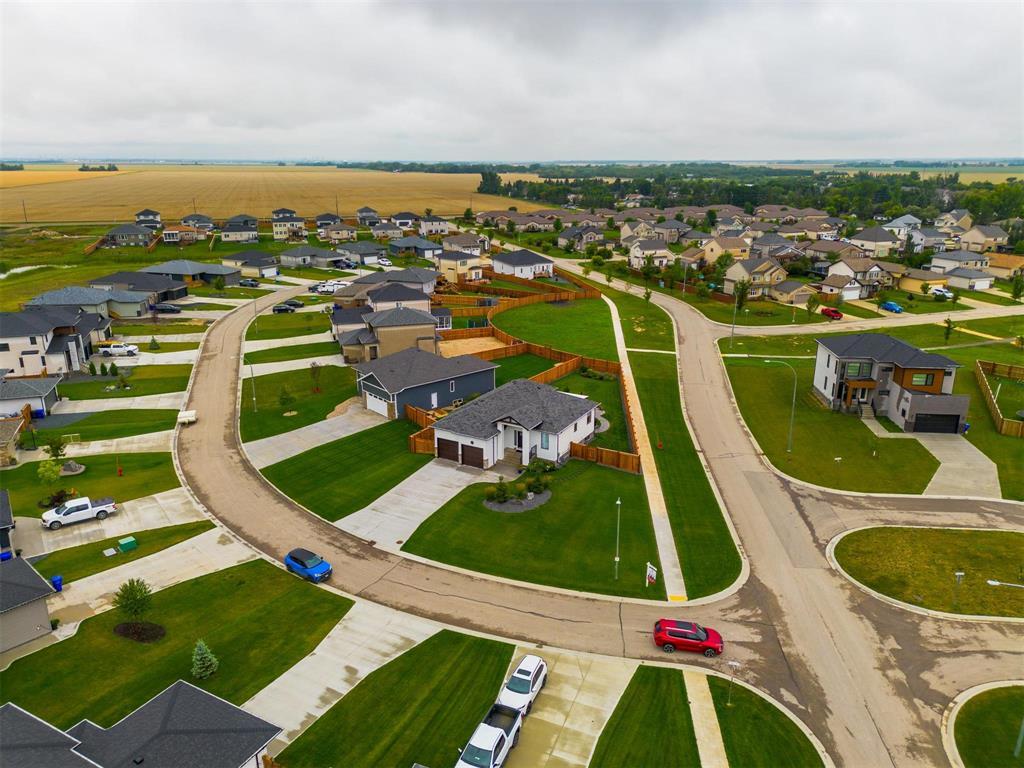 Photo 40 of 29 Cairn Crescent, Dugald MB